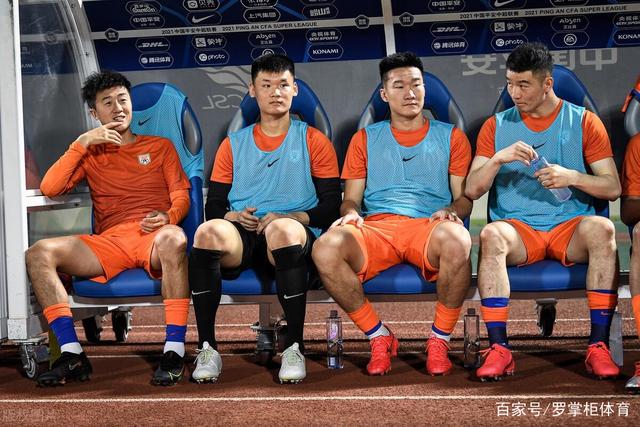 小卡复出快船大胜老鹰 约基奇46+10掘金克马刺