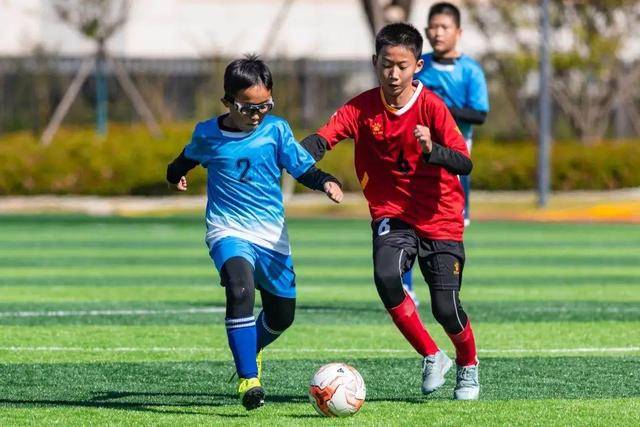 浙江1-0万隆全场数据：浙江队9射4正、控球率47%